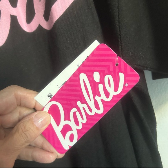 Barbie T-Shirt in Black and Pink NWT - Picture 4 of 5